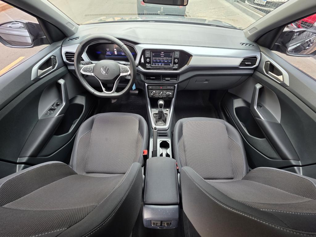 VOLKSWAGEN T-Cross - Foto