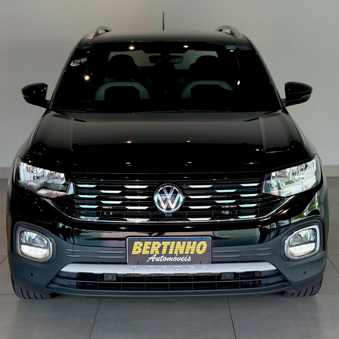 VOLKSWAGEN T-Cross - Foto