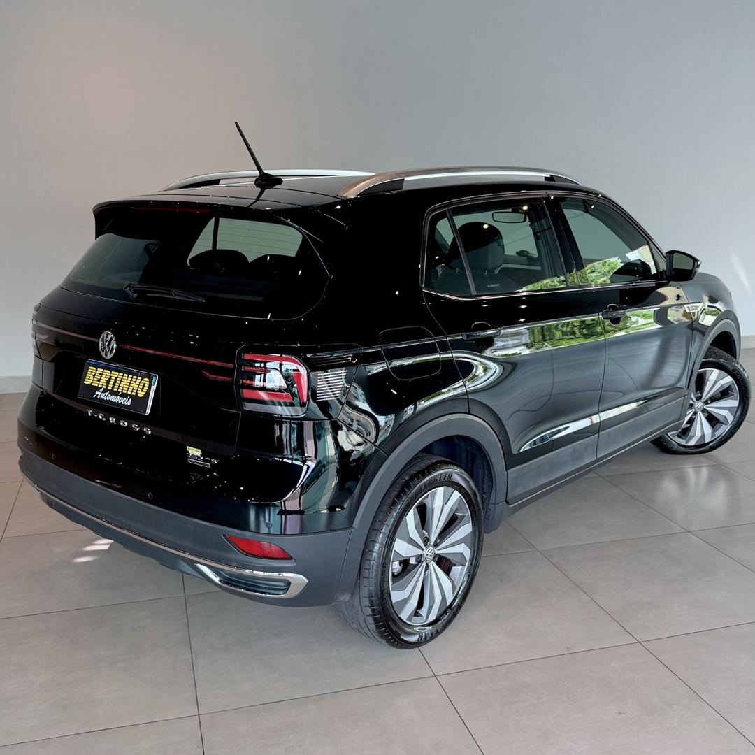 VOLKSWAGEN T-Cross - Foto