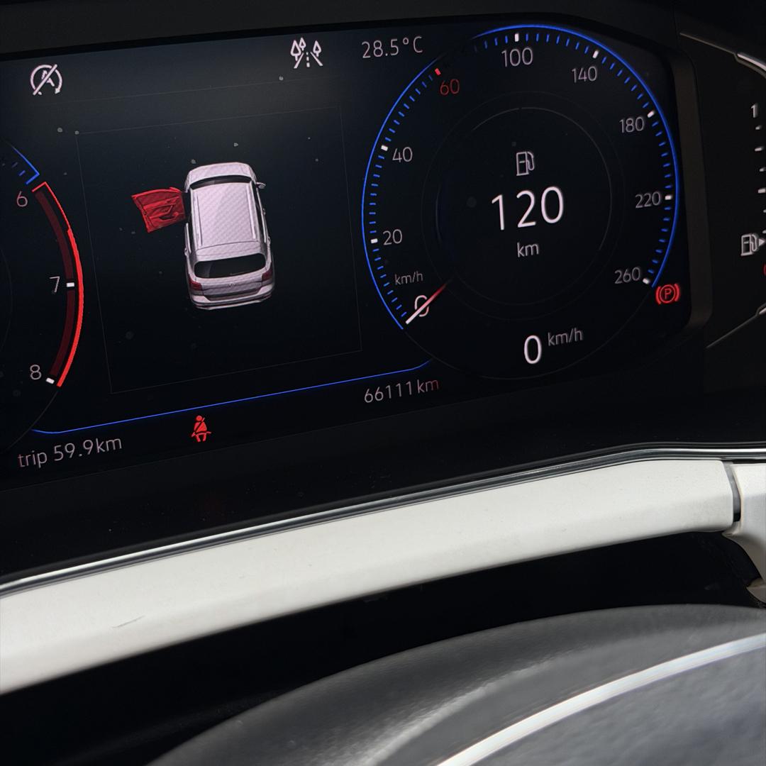 VOLKSWAGEN T-Cross - Foto