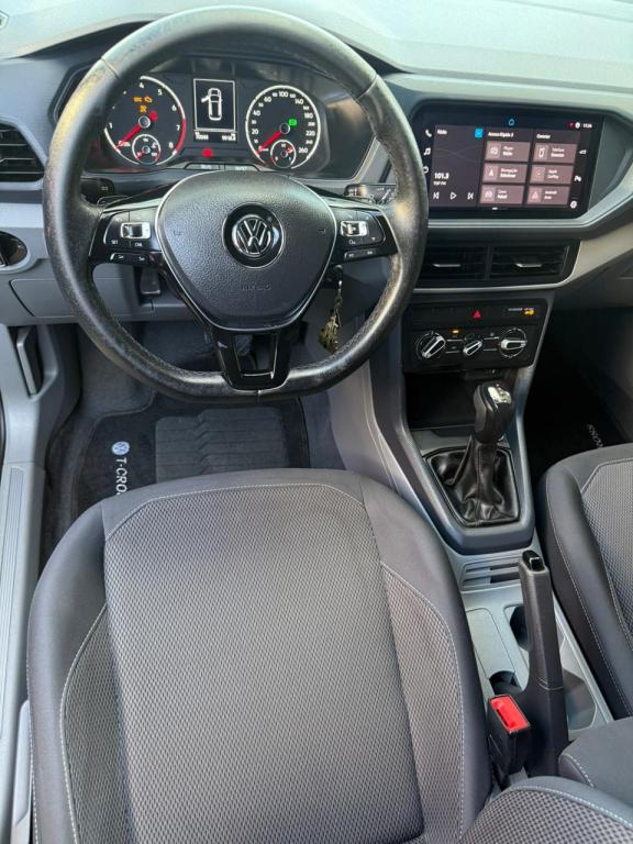 VOLKSWAGEN T-Cross - Foto