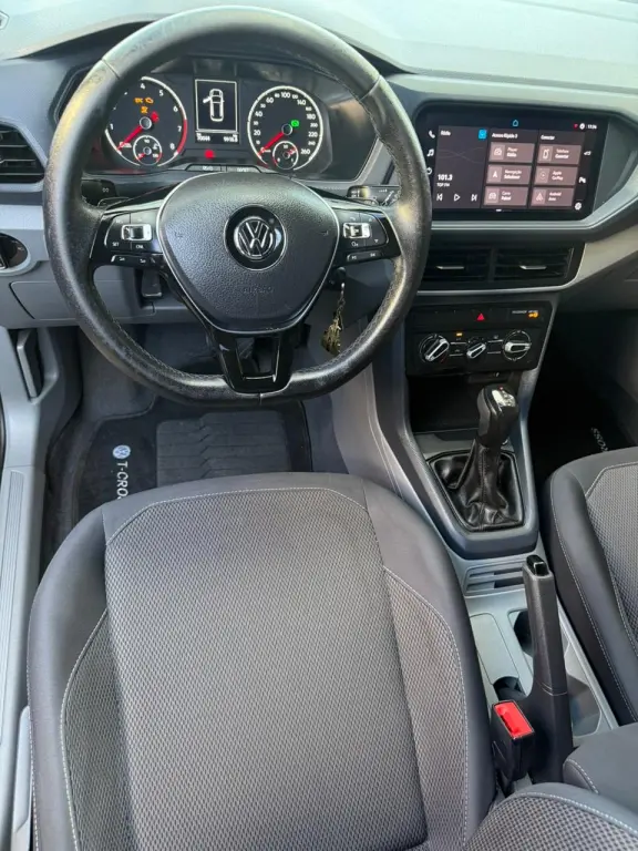 VOLKSWAGEN T-Cross - Foto