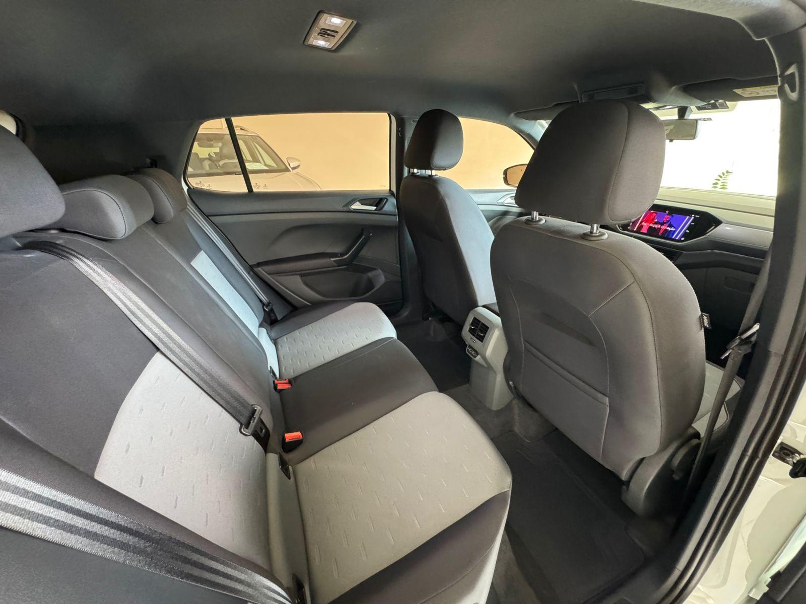 VOLKSWAGEN T-Cross - Foto