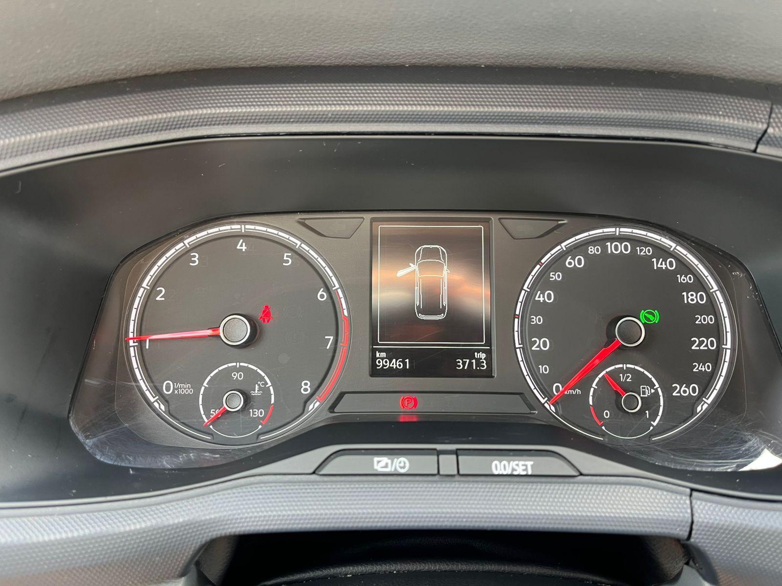 VOLKSWAGEN T-Cross - Foto