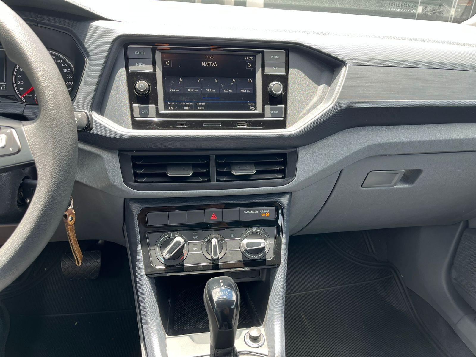 VOLKSWAGEN T-Cross - Foto