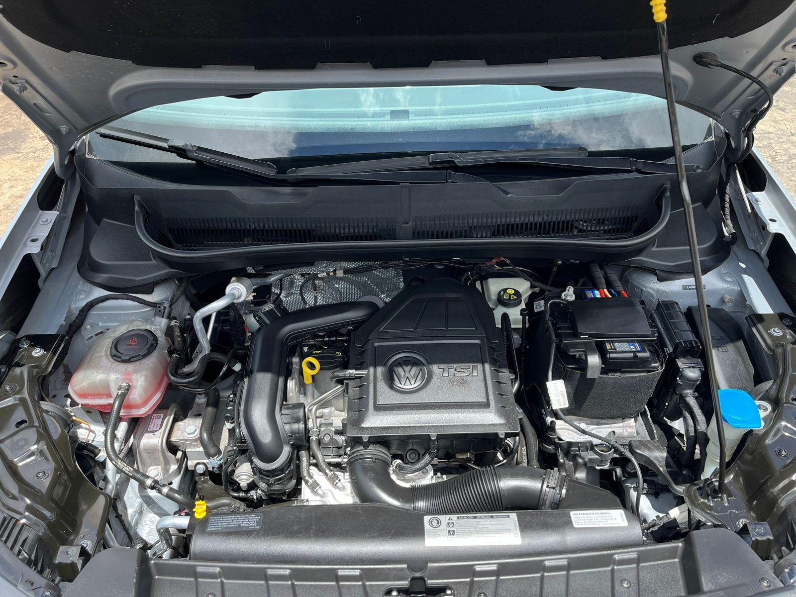 VOLKSWAGEN T-Cross - Foto