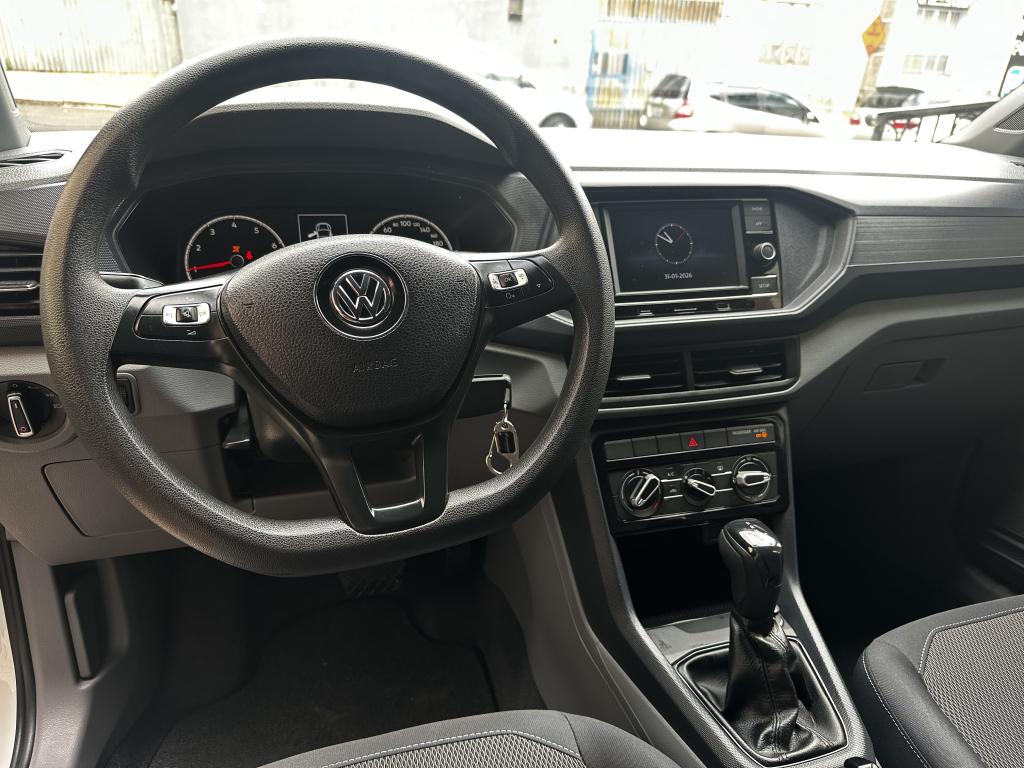 VOLKSWAGEN T-Cross - Foto