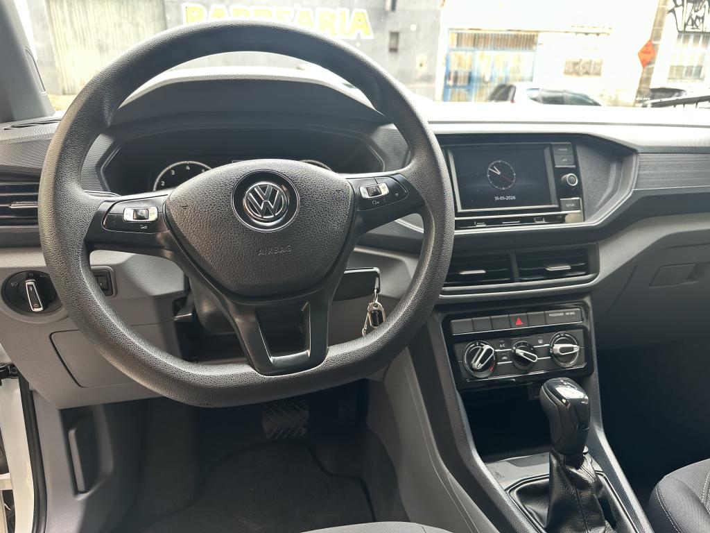 VOLKSWAGEN T-Cross - Foto