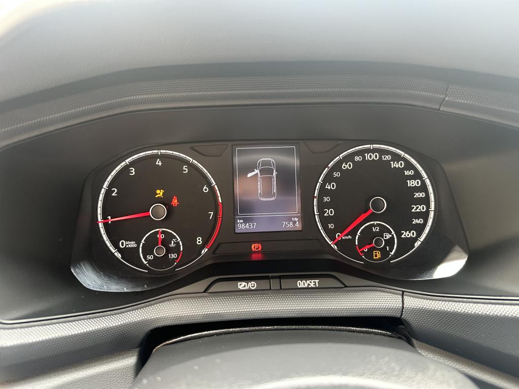 VOLKSWAGEN T-Cross - Foto