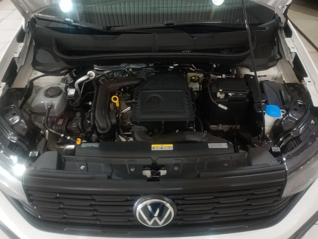 VOLKSWAGEN T-Cross - Foto