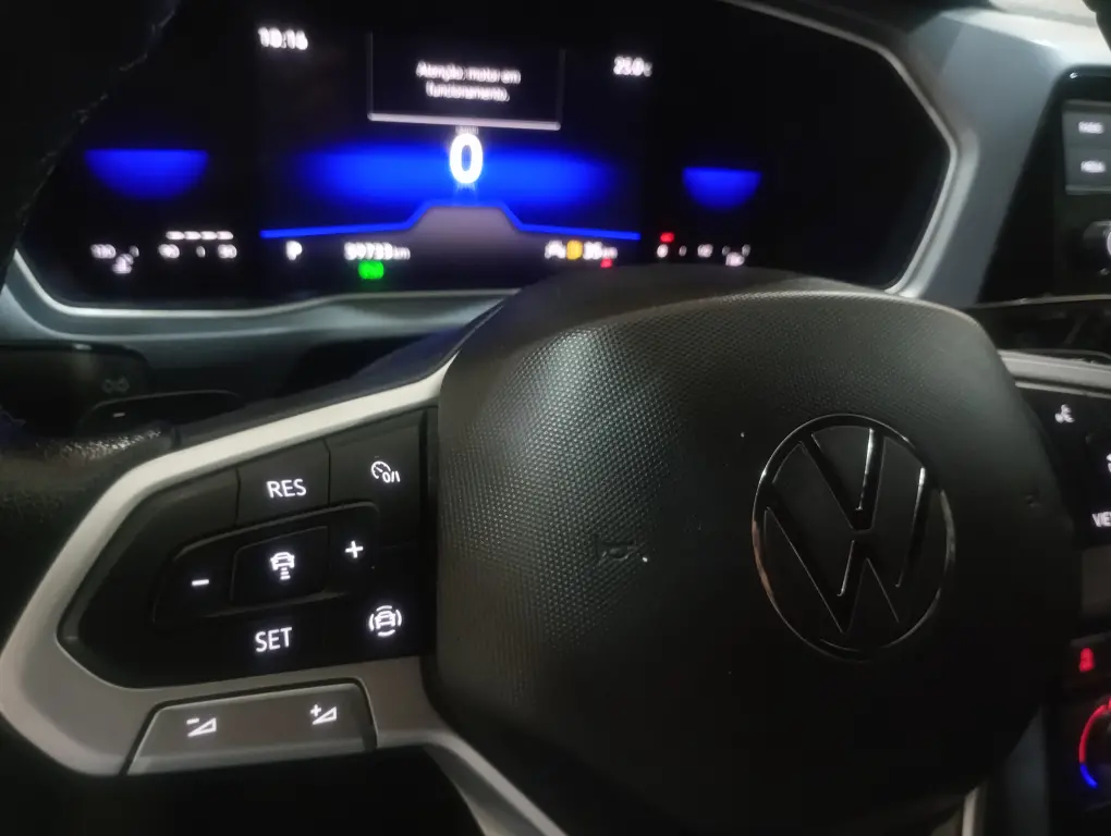 VOLKSWAGEN T-Cross - Foto