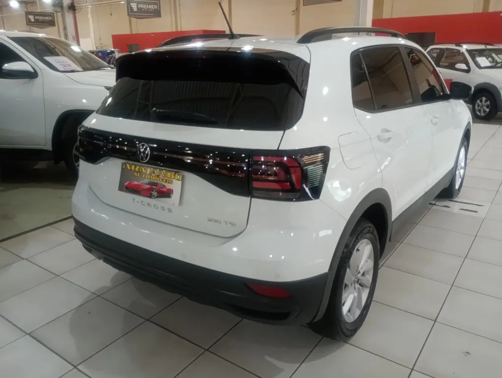 VOLKSWAGEN T-Cross - Foto
