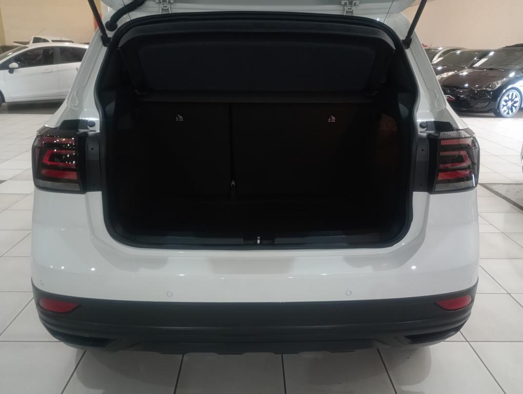 VOLKSWAGEN T-Cross - Foto
