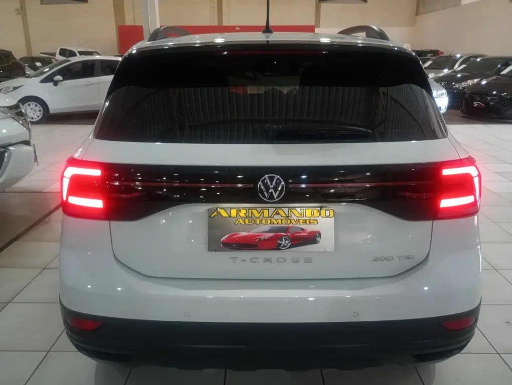 VOLKSWAGEN T-Cross - Foto