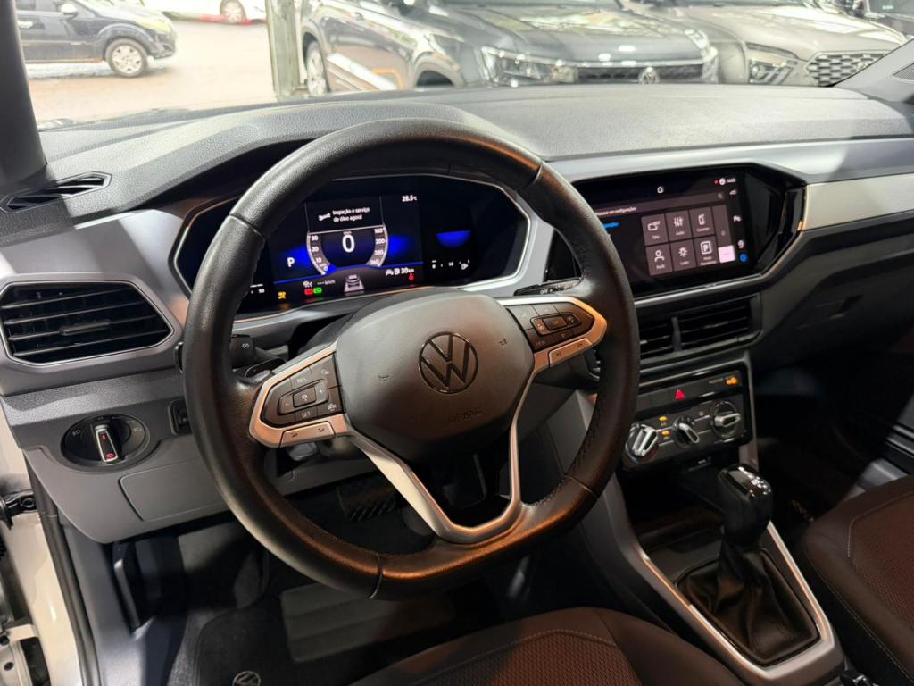 VOLKSWAGEN T-Cross - Foto