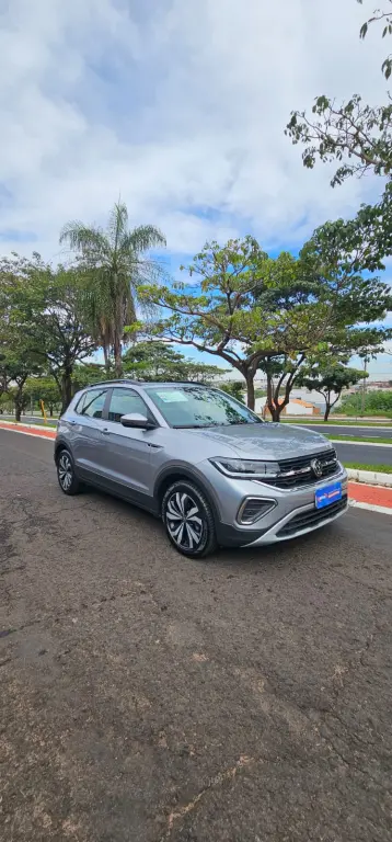 VOLKSWAGEN T-Cross - Foto
