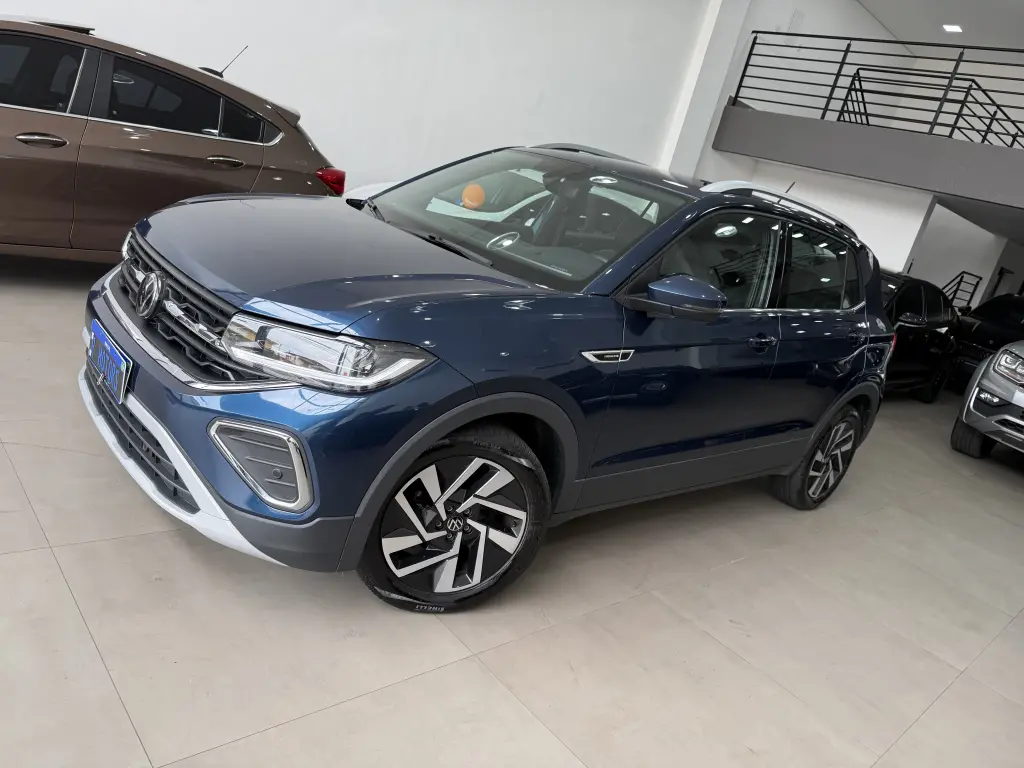VOLKSWAGEN T-Cross - Foto