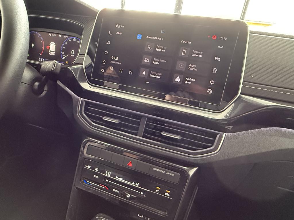 VOLKSWAGEN T-Cross - Foto