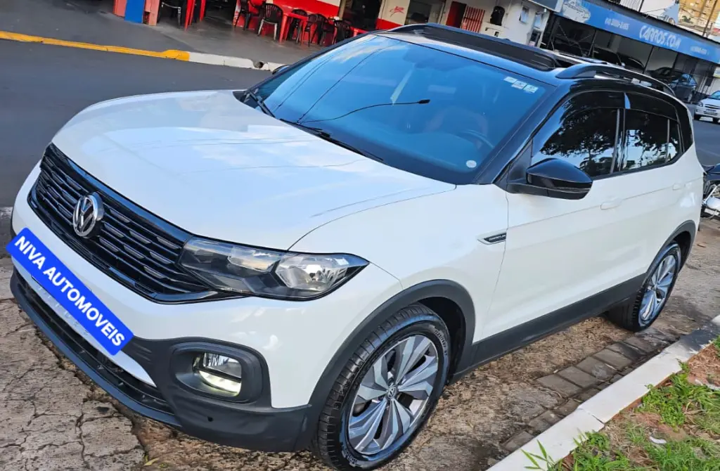 VOLKSWAGEN T-Cross - Foto