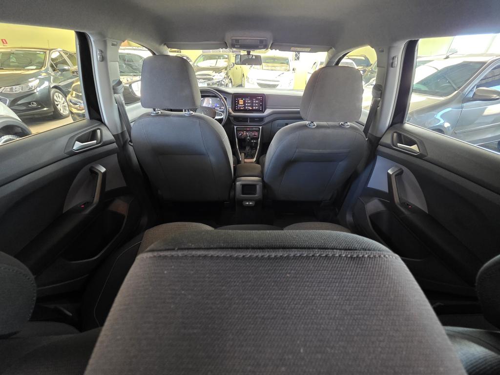 VOLKSWAGEN T-Cross - Foto