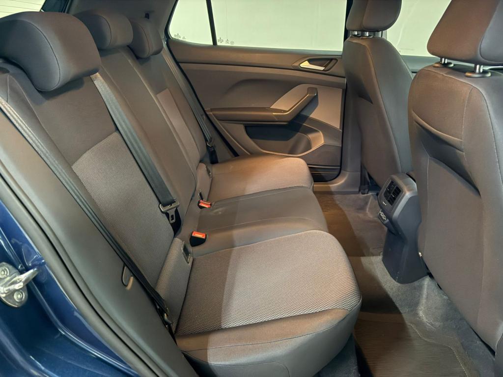 VOLKSWAGEN T-Cross - Foto