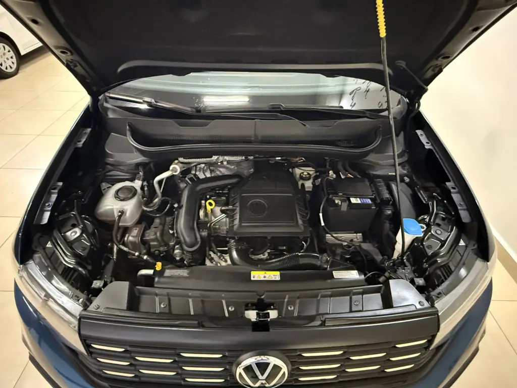 VOLKSWAGEN T-Cross - Foto