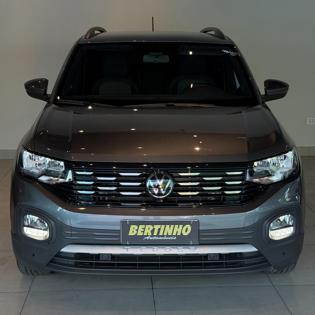 VOLKSWAGEN T-Cross - Foto