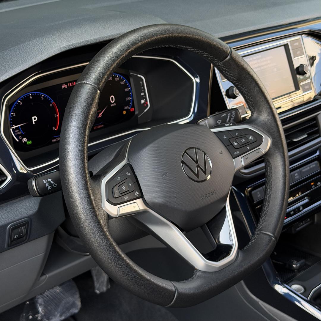 VOLKSWAGEN T-Cross - Foto