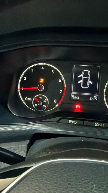 VOLKSWAGEN T-Cross - Foto