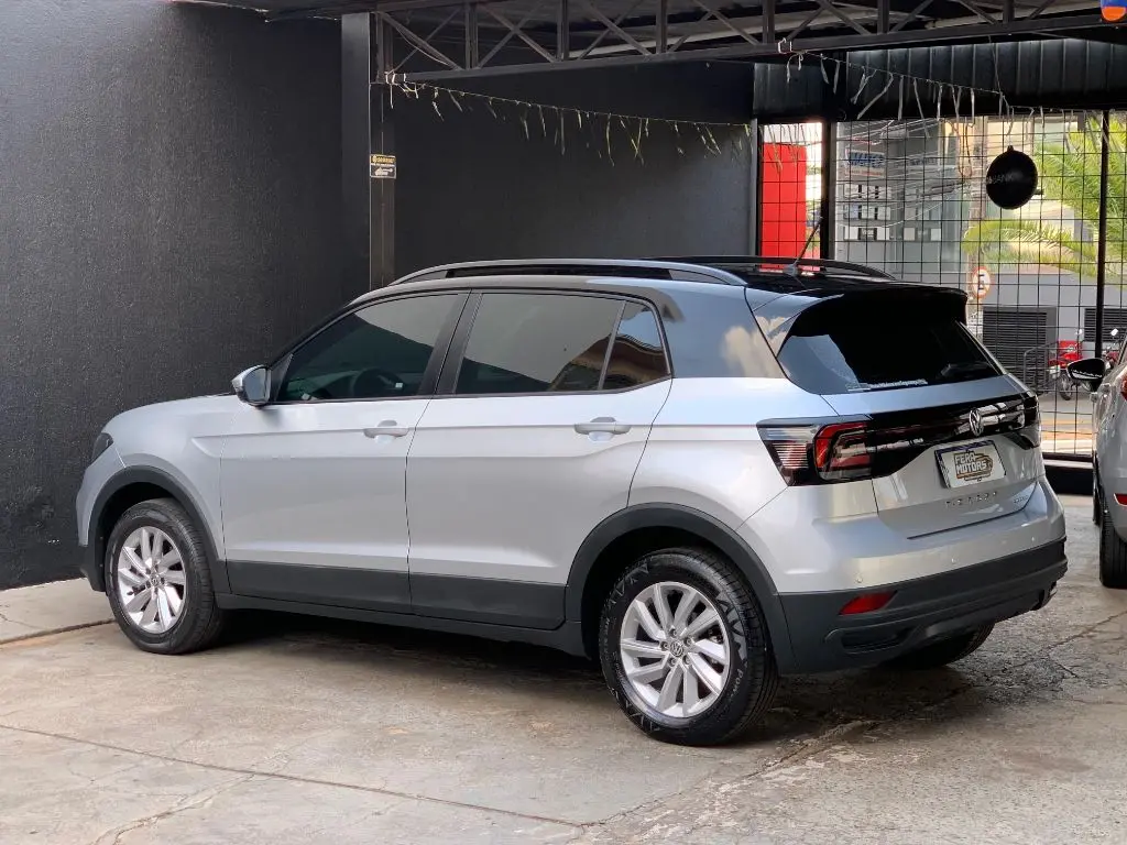 VOLKSWAGEN T-Cross - Foto
