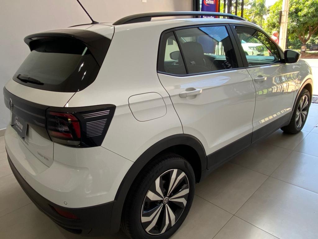 VOLKSWAGEN T-Cross - Foto