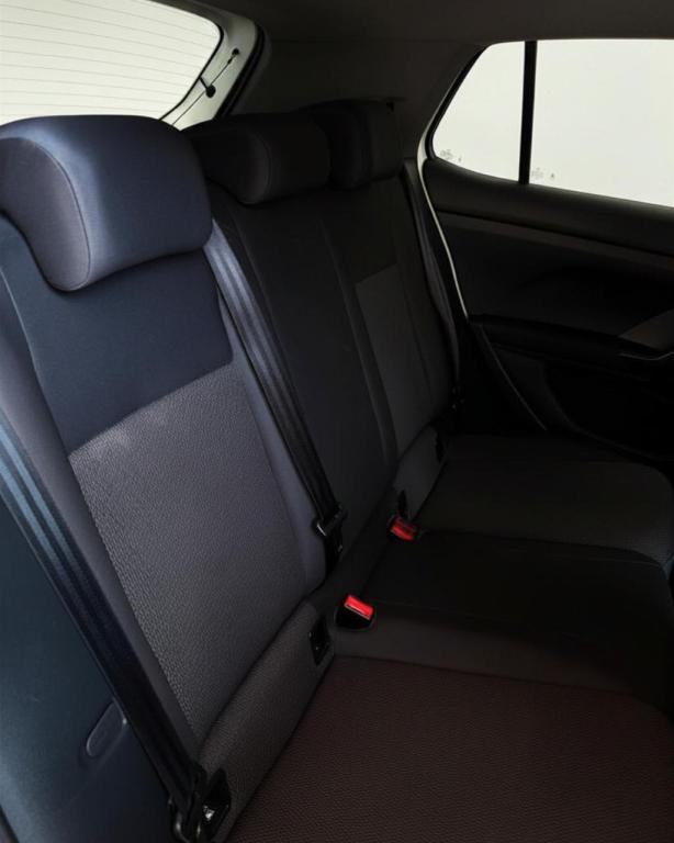VOLKSWAGEN T-Cross - Foto