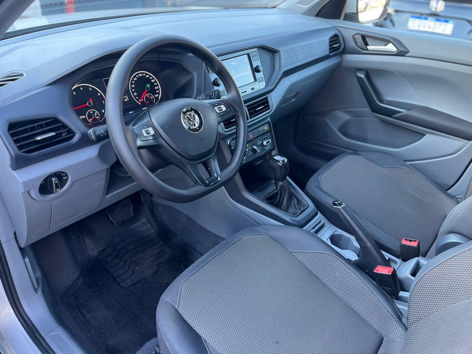 VOLKSWAGEN T-Cross - Foto