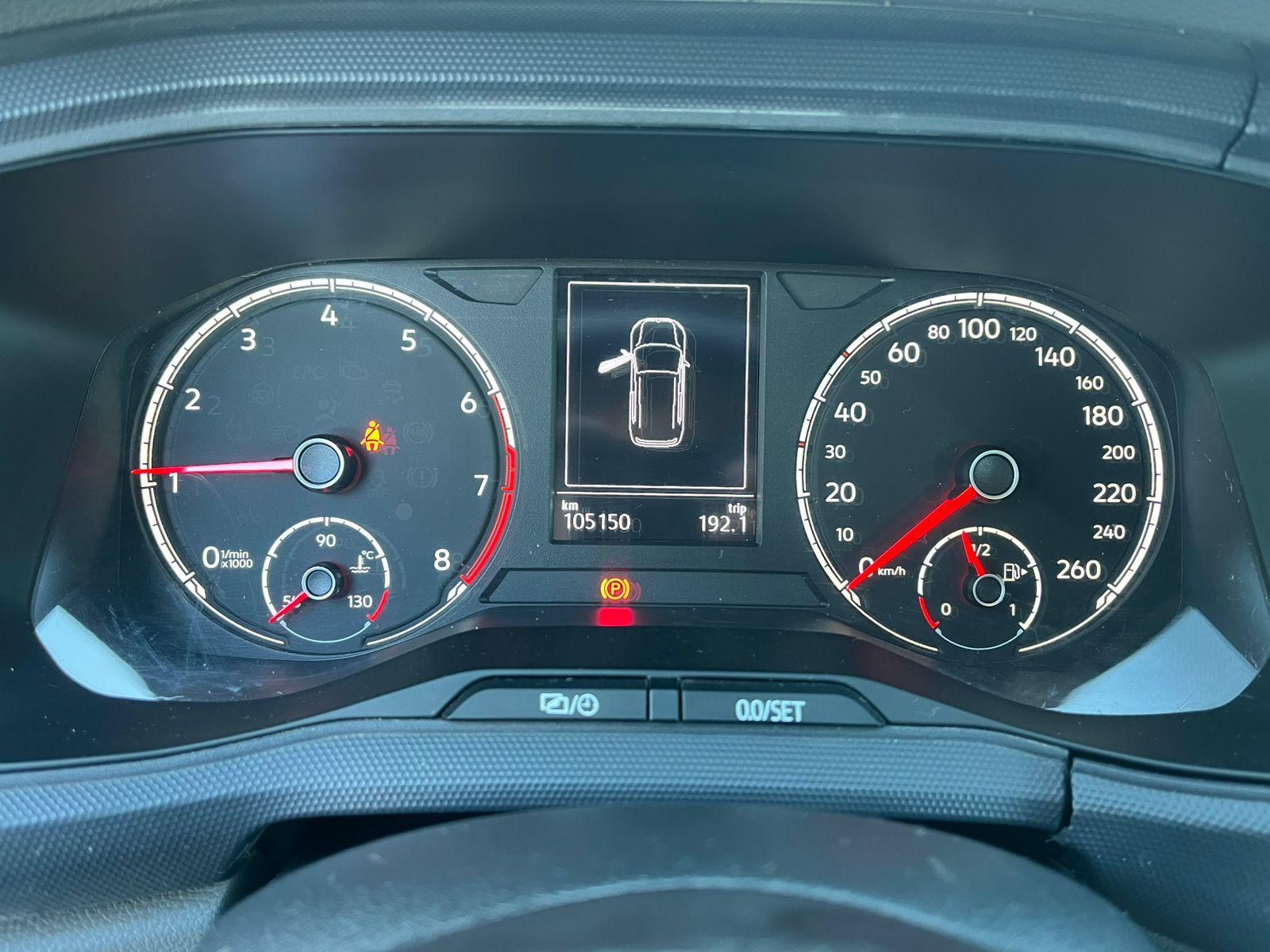 VOLKSWAGEN T-Cross - Foto