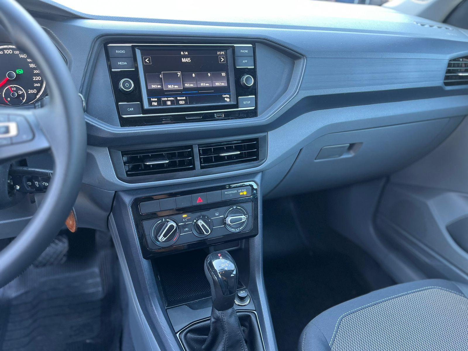 VOLKSWAGEN T-Cross - Foto