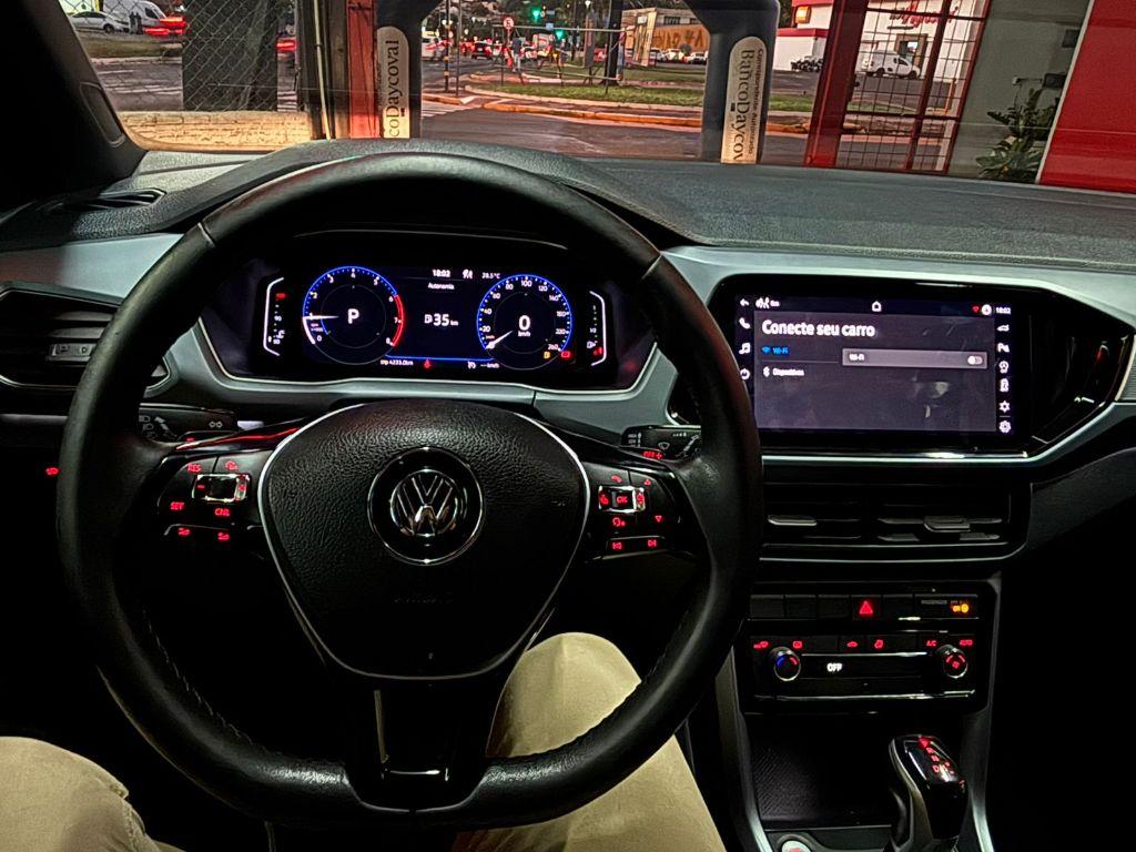 VOLKSWAGEN T-Cross - Foto
