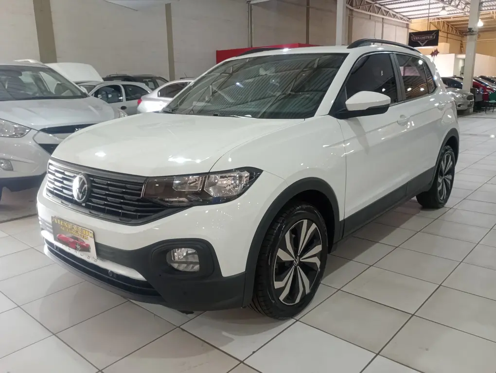 VOLKSWAGEN T-Cross - Foto