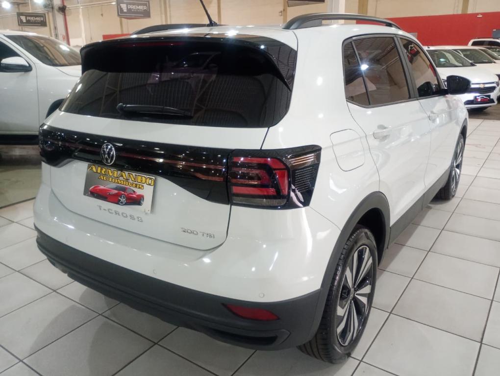 VOLKSWAGEN T-Cross - Foto