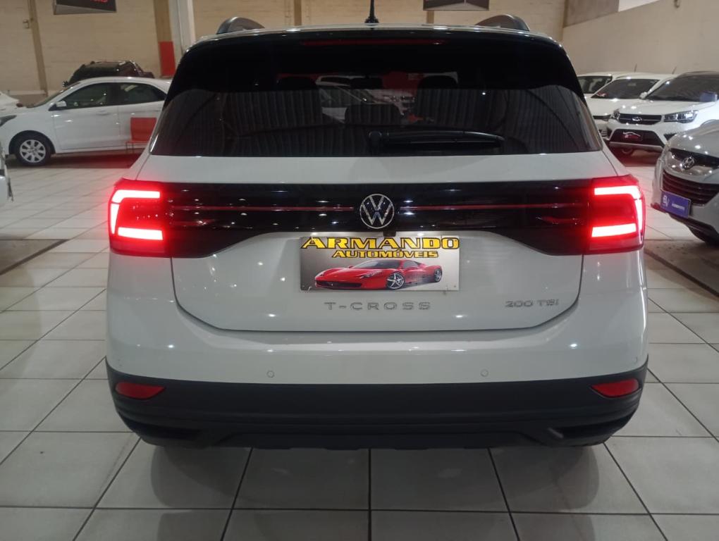 VOLKSWAGEN T-Cross - Foto