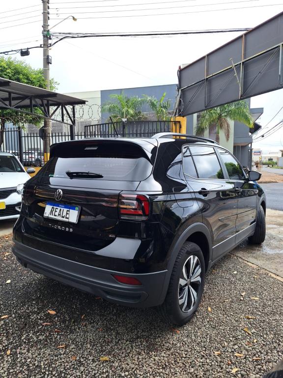 VOLKSWAGEN T-Cross - Foto