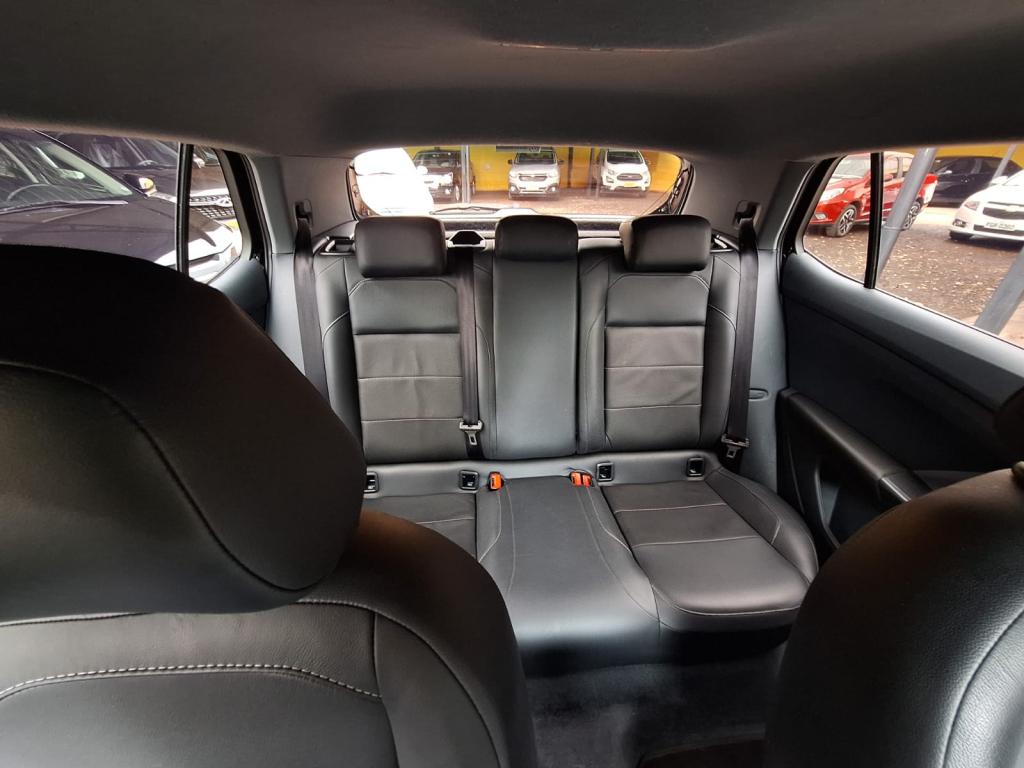 VOLKSWAGEN T-Cross - Foto