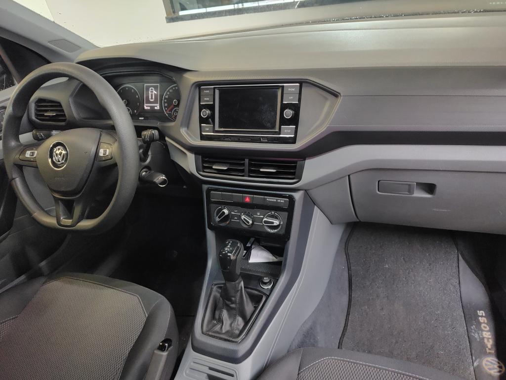 VOLKSWAGEN T-Cross - Foto