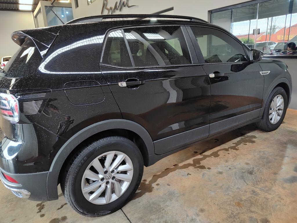 VOLKSWAGEN T-Cross - Foto