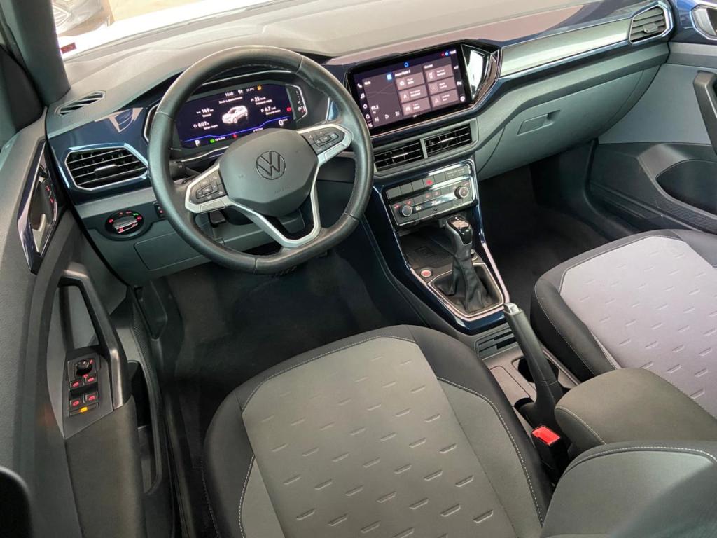 VOLKSWAGEN T-Cross - Foto