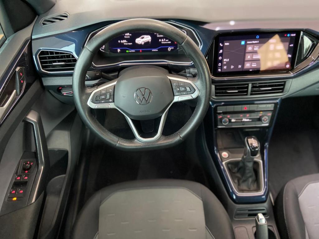 VOLKSWAGEN T-Cross - Foto