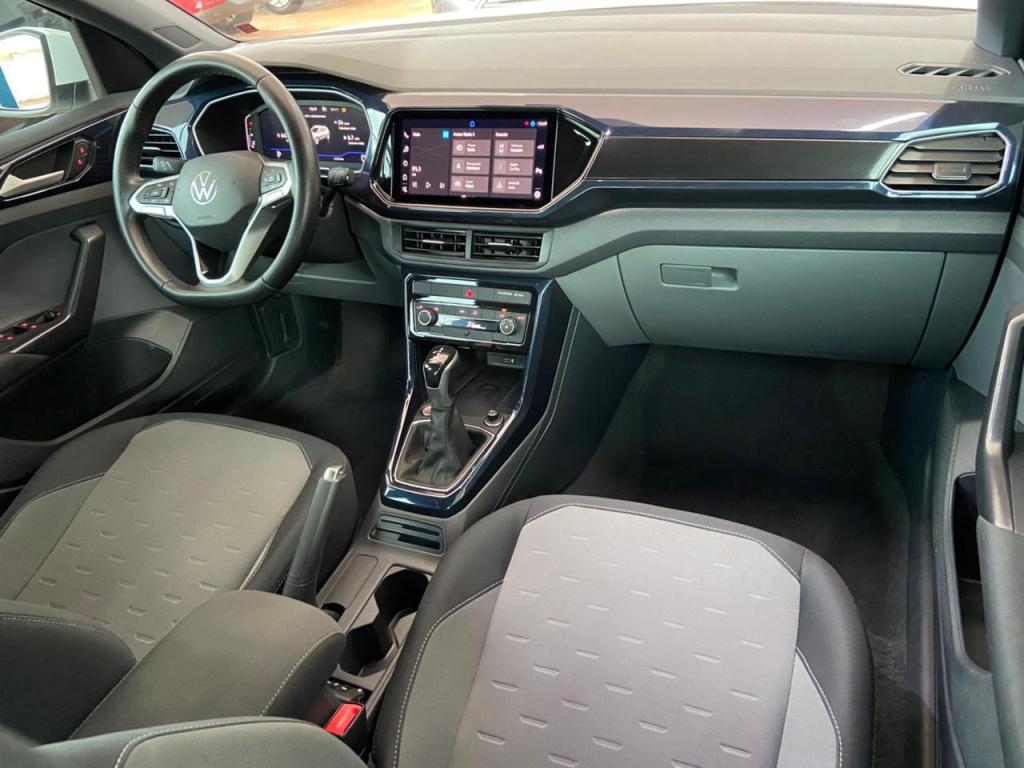 VOLKSWAGEN T-Cross - Foto