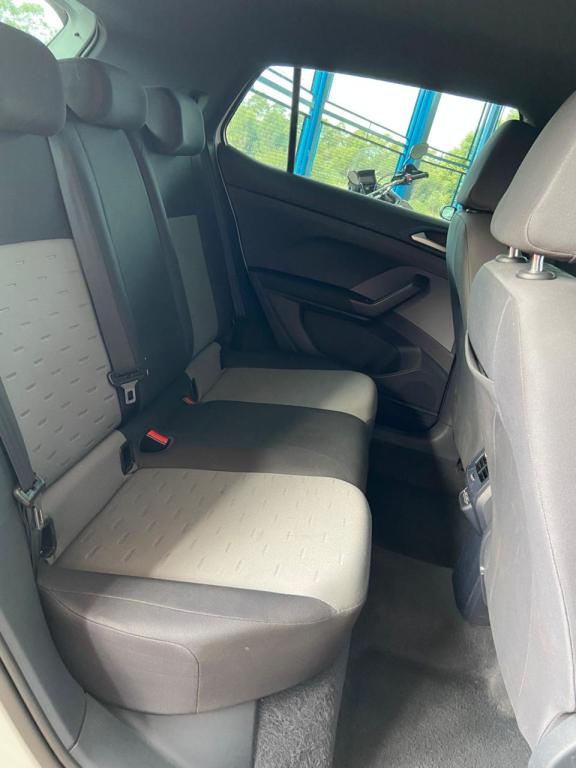 VOLKSWAGEN T-Cross - Foto