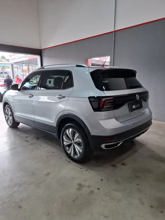 VOLKSWAGEN T-Cross - Foto