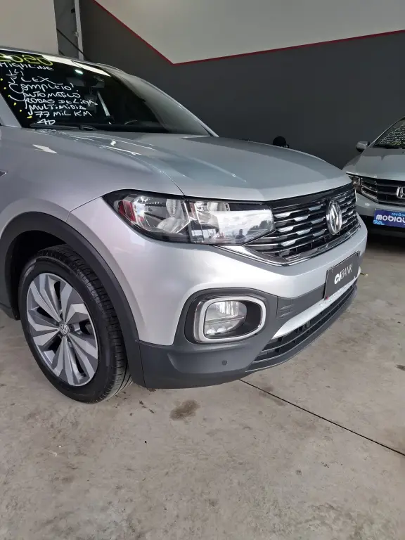 VOLKSWAGEN T-Cross - Foto