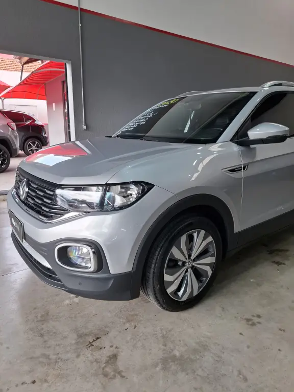 VOLKSWAGEN T-Cross - Foto